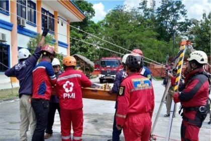 BPBD Klaten Gelar Simulasi Penanganan Bencana Gempa Bumi - Peringati HKB Nasional 2025