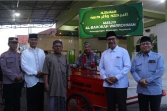 Pemerintah Kota Siap Akan Bagikan Satu Gerobak Sampah Tiap RW