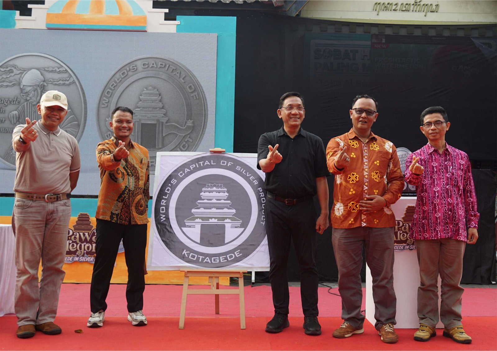 Pawai Alegoris 2025 Kotagede in Silver Harmony