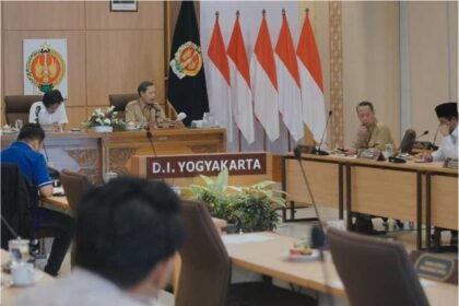 Pemda DIY Sampaikan Aspirasi Kesiapan Pendidikan Dasar Gratis